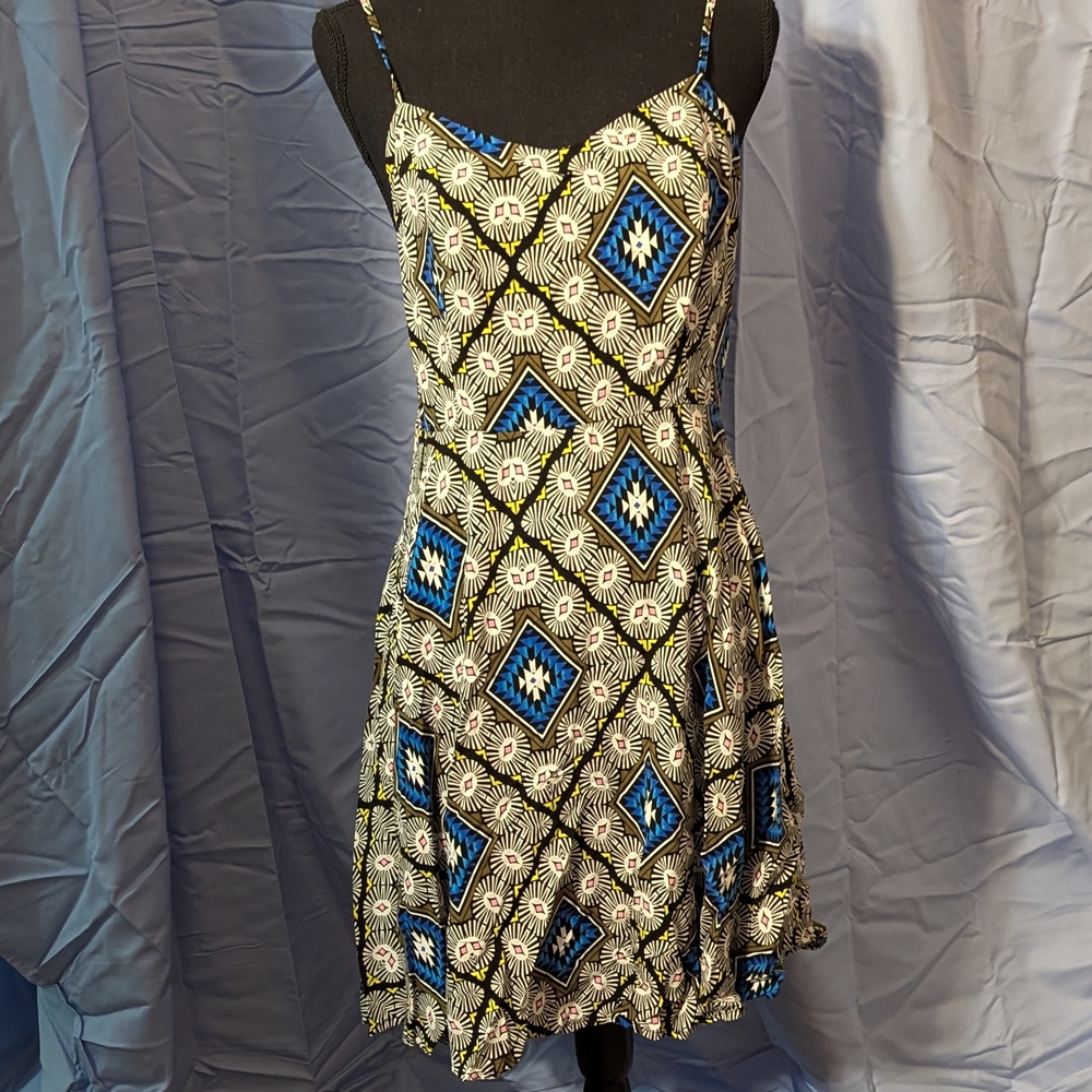 Elegant Blue and White Patterned Dress